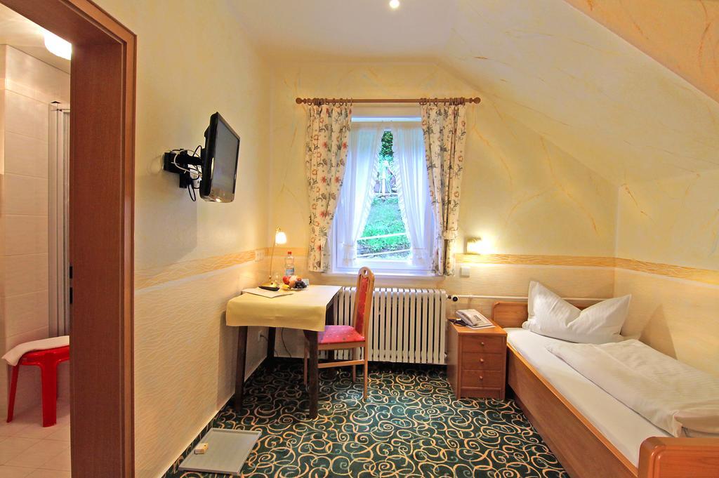 Hotel Weingaertner Bad Wildbad Δωμάτιο φωτογραφία